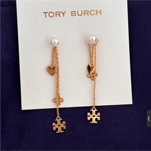 NWOT Tory Burch Kira Pearl Linear Earring